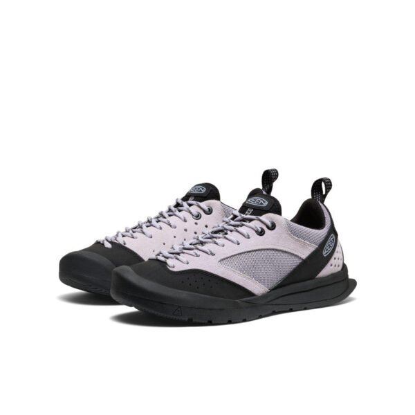 Women's Jasper III Sneaker  |  Black/Thistle